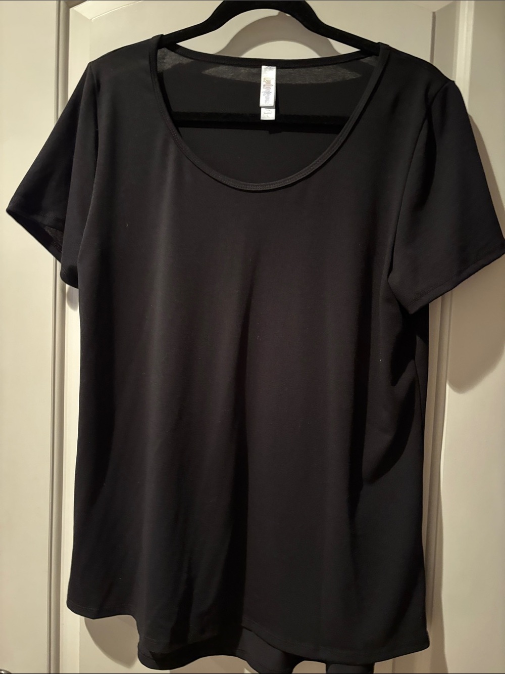 LuLaRoe Black Short Sleeve Scoop Neck Top